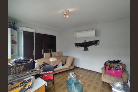 Casa à venda com 184m², 5 quartos e 2 vagas Casa à venda com 184m², 5 quartos e 2 vagasEdícula - Sala