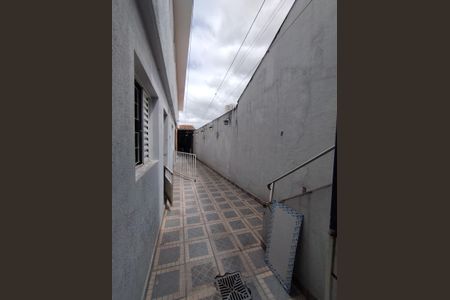 Casa à venda com 184m², 5 quartos e 2 vagas Casa à venda com 184m², 5 quartos e 2 vagasQuintal