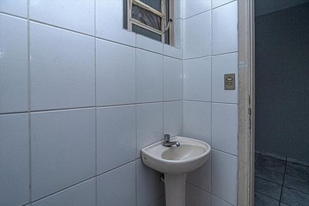 Casa para alugar com 184m², 4 quartos e 2 vagasBanheiro de serviço
