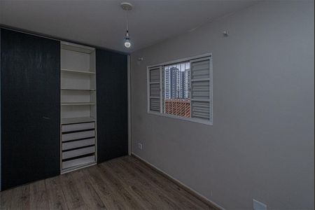 Casa para alugar com 184m², 4 quartos e 2 vagasQuarto 