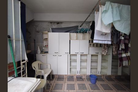 Casa à venda com 184m², 5 quartos e 2 vagas Casa à venda com 184m², 5 quartos e 2 vagasÁrea de Serviço - Edícula