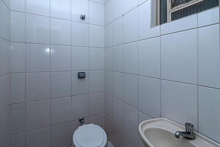 Casa para alugar com 184m², 4 quartos e 2 vagasBanheiro de serviço