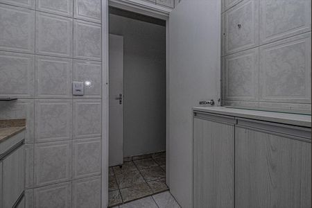 Casa para alugar com 184m², 4 quartos e 2 vagasBanheiro na suíte
