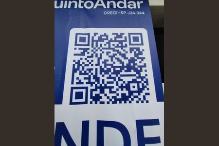 Casa à venda com 184m², 5 quartos e 2 vagas Casa à venda com 184m², 5 quartos e 2 vagasPlaca