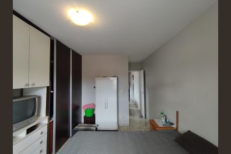 Casa à venda com 184m², 5 quartos e 2 vagas Casa à venda com 184m², 5 quartos e 2 vagasSuíte