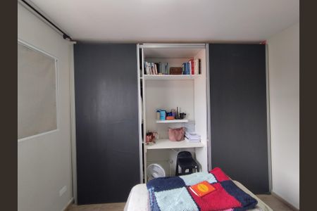 Casa à venda com 184m², 5 quartos e 2 vagas Casa à venda com 184m², 5 quartos e 2 vagasQuarto 1