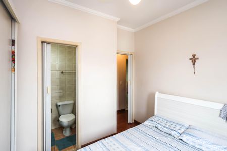 Apartamento à venda com 63m², 3 quartos e 2 vagas Apartamento à venda com 63m², 3 quartos e 2 vagasSuíte