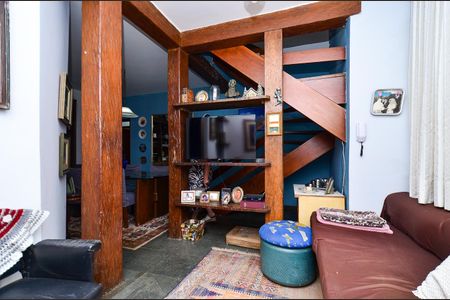 Sala 2 de apartamento à venda com 4 quartos, 100m² em São Pedro, Belo Horizonte