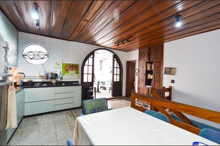 Apartamento à venda com 100m², 4 quartos e 1 vaga Apartamento à venda com 100m², 4 quartos e 1 vagaCozinha