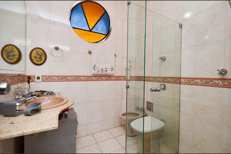 Apartamento à venda com 100m², 4 quartos e 1 vaga Apartamento à venda com 100m², 4 quartos e 1 vagaBanheiro Social