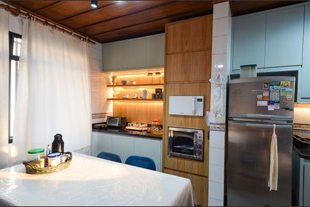 Apartamento à venda com 100m², 4 quartos e 1 vaga Apartamento à venda com 100m², 4 quartos e 1 vagaCozinha