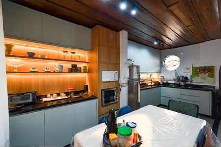 Apartamento à venda com 100m², 4 quartos e 1 vaga Apartamento à venda com 100m², 4 quartos e 1 vagaCozinha