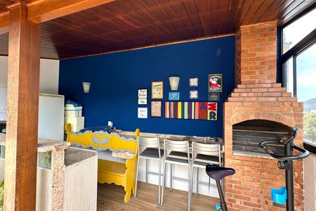 Apartamento à venda com 300m², 4 quartos e 1 vaga Apartamento à venda com 300m², 4 quartos e 1 vagaVaranda da Sala