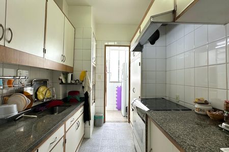 Apartamento à venda com 300m², 4 quartos e 1 vaga Apartamento à venda com 300m², 4 quartos e 1 vagaCozinha