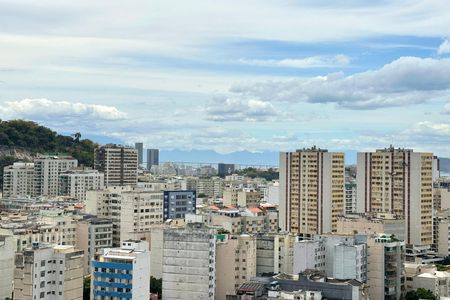 Apartamento à venda com 300m², 4 quartos e 1 vaga Apartamento à venda com 300m², 4 quartos e 1 vagaQuarto 4