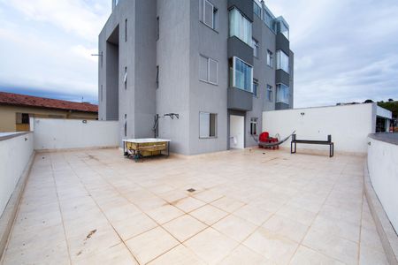 Apartamento à venda com 209m², 2 quartos e 2 vagas Apartamento à venda com 209m², 2 quartos e 2 vagasTerraço