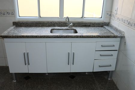 Casa de condomínio para alugar com 320m², 5 quartos e 4 vagasCozinha