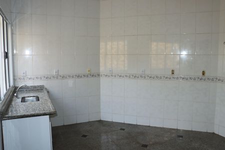 Casa de condomínio para alugar com 320m², 5 quartos e 4 vagasCozinha