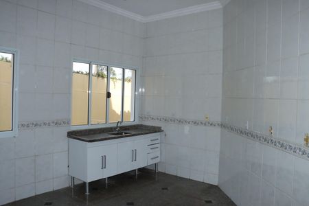 Casa de condomínio para alugar com 320m², 5 quartos e 4 vagasCozinha