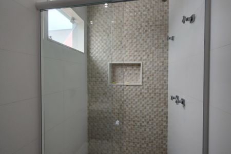 Casa de condomínio para alugar com 283m², 3 quartos e 2 vagasBanheiro da Suíte 1