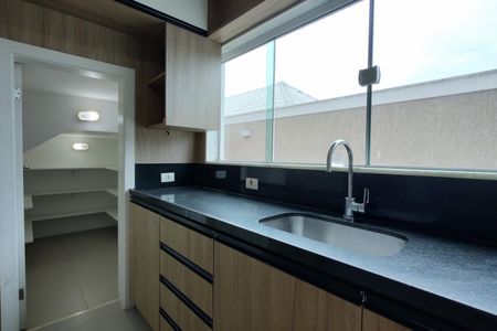 Casa de condomínio para alugar com 283m², 3 quartos e 2 vagasCozinha - Armários