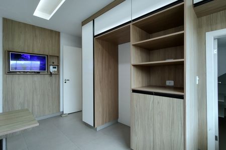 Casa de condomínio para alugar com 283m², 3 quartos e 2 vagasCozinha - Armários