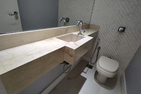 Casa de condomínio para alugar com 283m², 3 quartos e 2 vagasLavabo