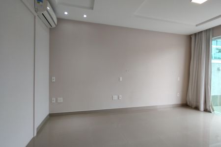 Casa de condomínio para alugar com 283m², 3 quartos e 2 vagas Casa de condomínio para alugar com 283m², 3 quartos e 2 vagasSuíte 2