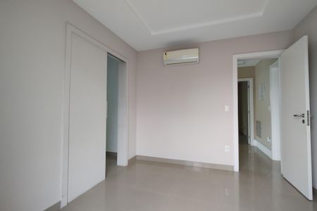 Casa de condomínio para alugar com 283m², 3 quartos e 2 vagasSuíte 3