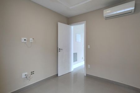 Casa de condomínio para alugar com 283m², 3 quartos e 2 vagasSuíte