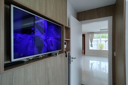 Casa de condomínio para alugar com 283m², 3 quartos e 2 vagasCozinha - Armários