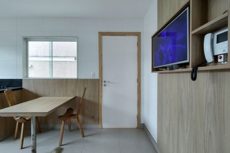 Casa de condomínio para alugar com 283m², 3 quartos e 2 vagasCozinha - Armários