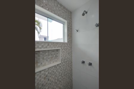 Casa de condomínio para alugar com 283m², 3 quartos e 2 vagasBanheiro da Suíte 3