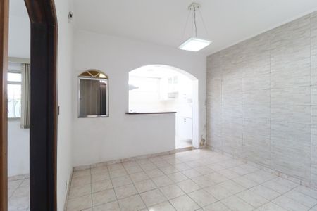 Casa à venda com 98m², 2 quartos e 2 vagasCopa
