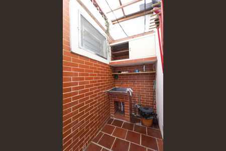 Casa à venda com 98m², 2 quartos e 2 vagasÁrea de Serviço