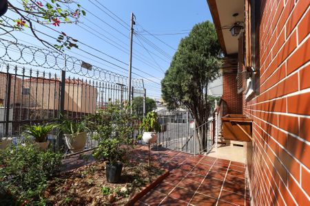 Casa à venda com 98m², 2 quartos e 2 vagasÁrea Área Externa