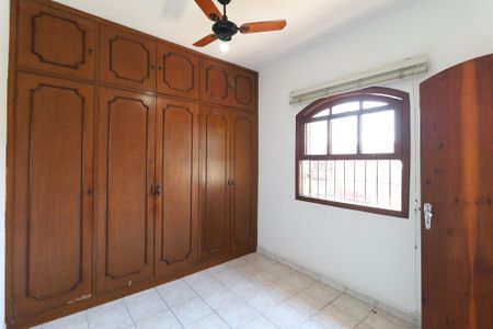 Casa à venda com 98m², 2 quartos e 2 vagasQuarto 1