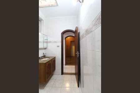 Casa à venda com 98m², 2 quartos e 2 vagasBanheiro Social