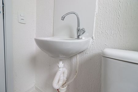 Apartamento para alugar com 50m², 2 quartos e sem vagaBanheiro