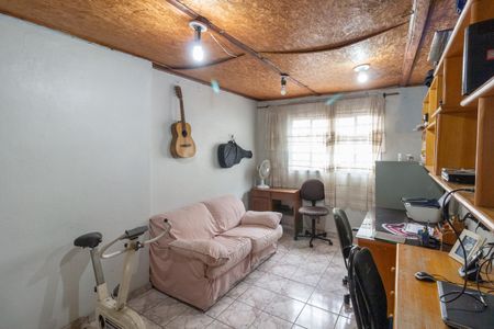 Casa à venda com 320m², 4 quartos e 5 vagas Casa à venda com 320m², 4 quartos e 5 vagasEscritório