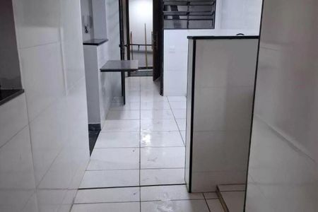 Cozinha de apartamento para alugar com 2 quartos, 60m² em Califórnia, Belo Horizonte