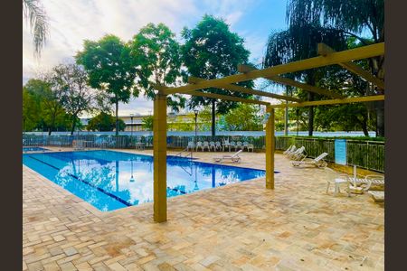 Apartamento à venda com 52m², 3 quartos e 1 vagaÁrea comum - Piscina