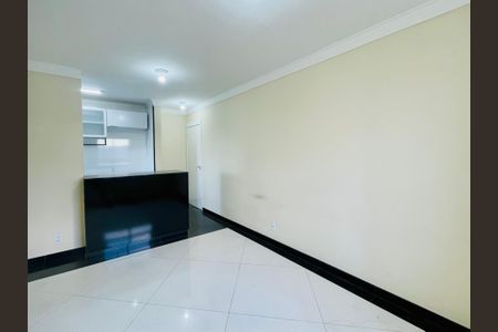 Sala de apartamento à venda com 3 quartos, 52m² em Vila Florida, Guarulhos