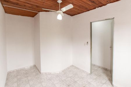 Casa à venda com 250m², 3 quartos e sem vagaQuarto da casa 1