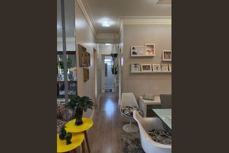 Apartamento à venda com 106m², 3 quartos e 1 vagaCorredor