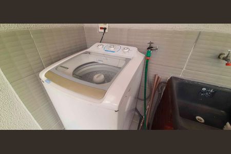 Casa à venda com 231m², 4 quartos e 2 vagasÁrea de Serviço 1