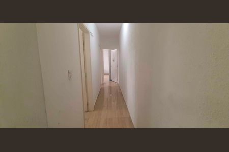 Casa à venda com 231m², 4 quartos e 2 vagasCorredor