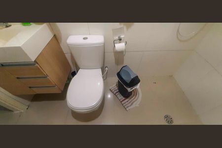 Casa à venda com 231m², 4 quartos e 2 vagasBanheiro Social