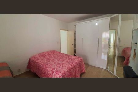 Casa à venda com 231m², 4 quartos e 2 vagasQuarto 1