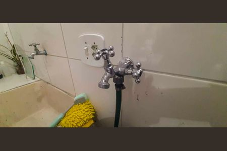 Casa à venda com 231m², 4 quartos e 2 vagasÁrea de Serviço 2